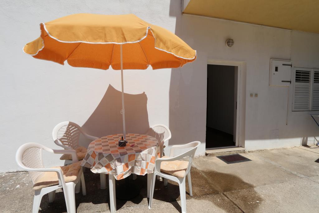 Apartments Antoneta Makarska Eksteriør billede