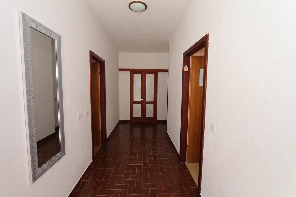 Apartments Antoneta Makarska Eksteriør billede