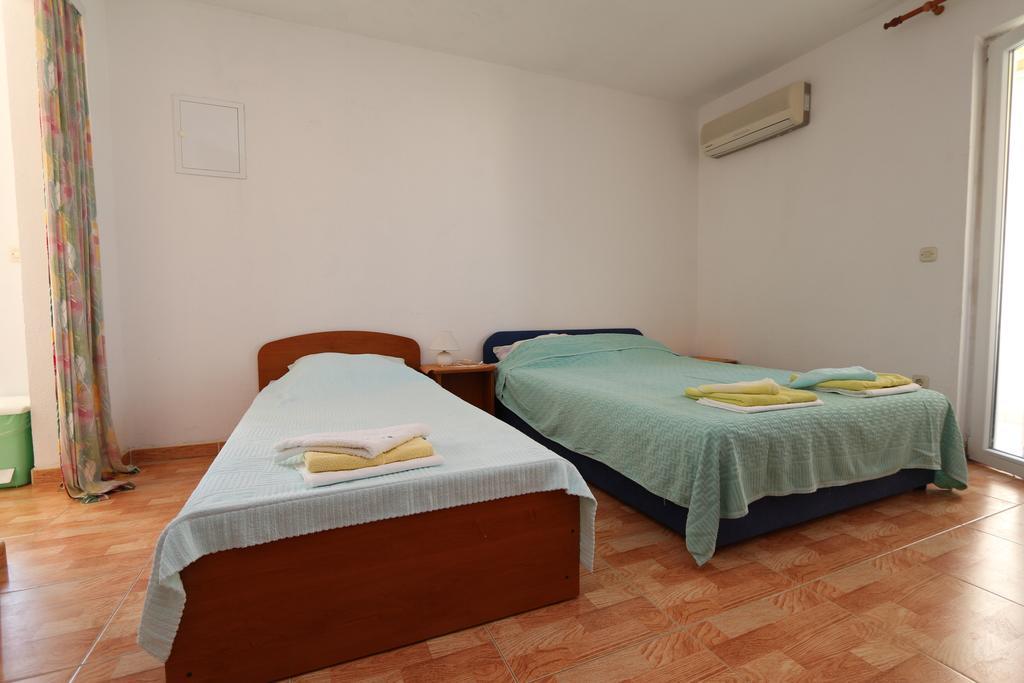 Apartments Antoneta Makarska Eksteriør billede